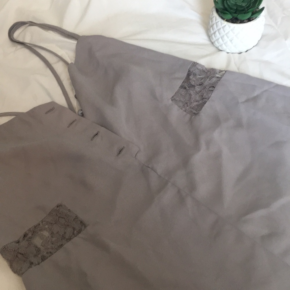 Romper - Picture 2 of 4